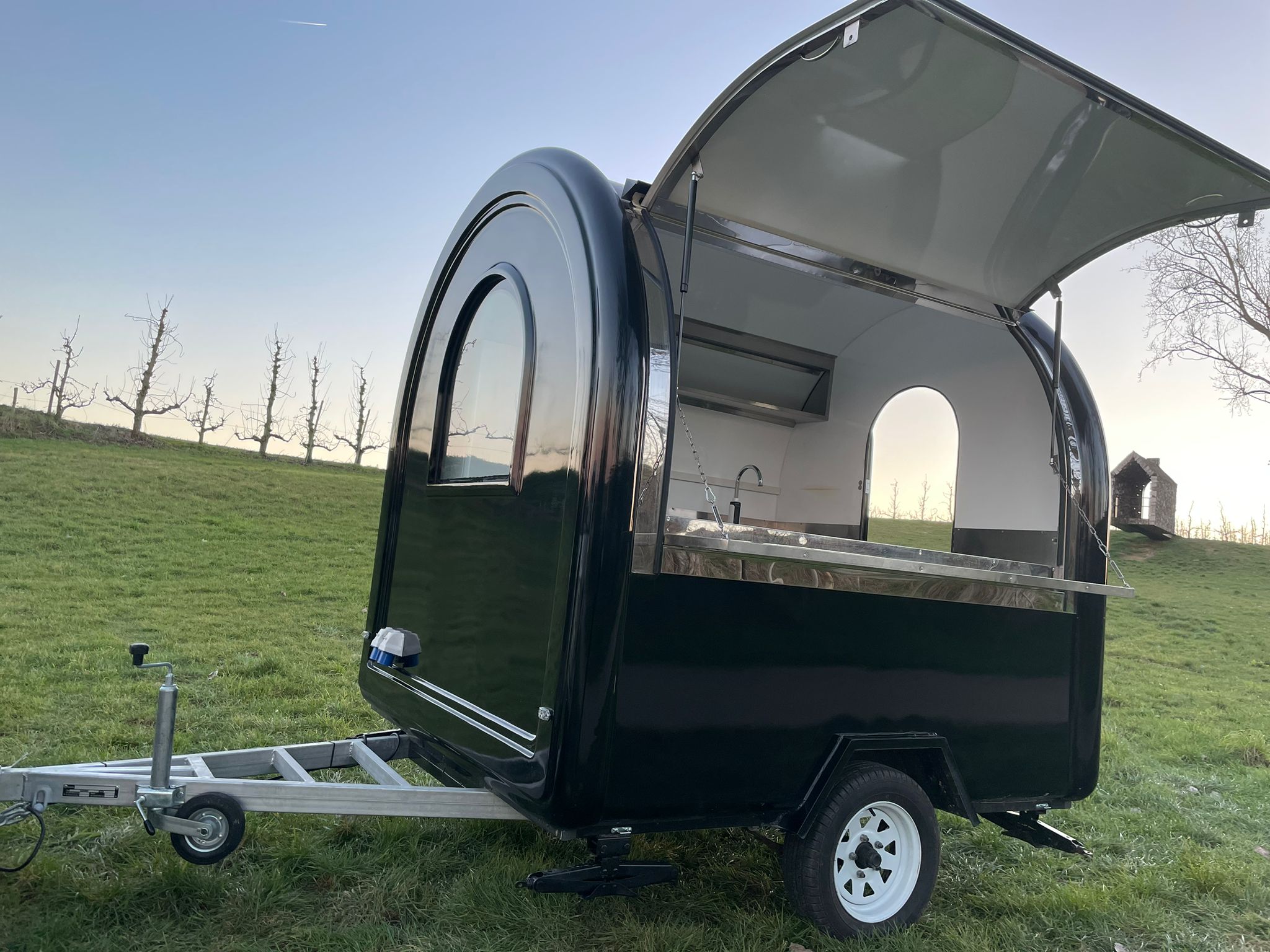 Foodtruck Premium 220/200